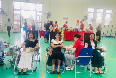 CB-GV trường Mầm non Liêm Thuận hưởng ứng lễ hội Xuân hồng năm 2026